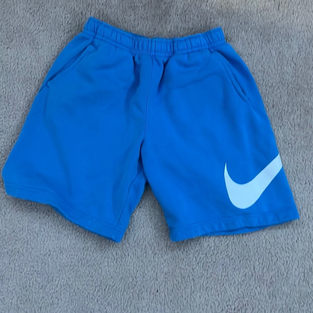 Men’s Nike shorts